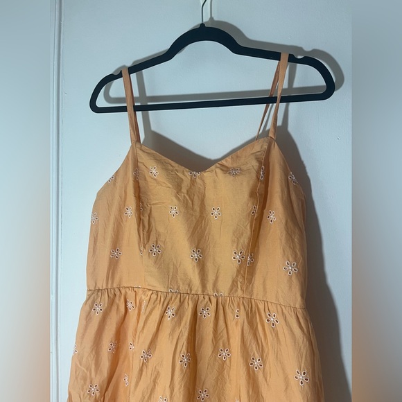 Old Navy Peach Fit & Flare Eyelet Midi Dress - Picture 4 of 11